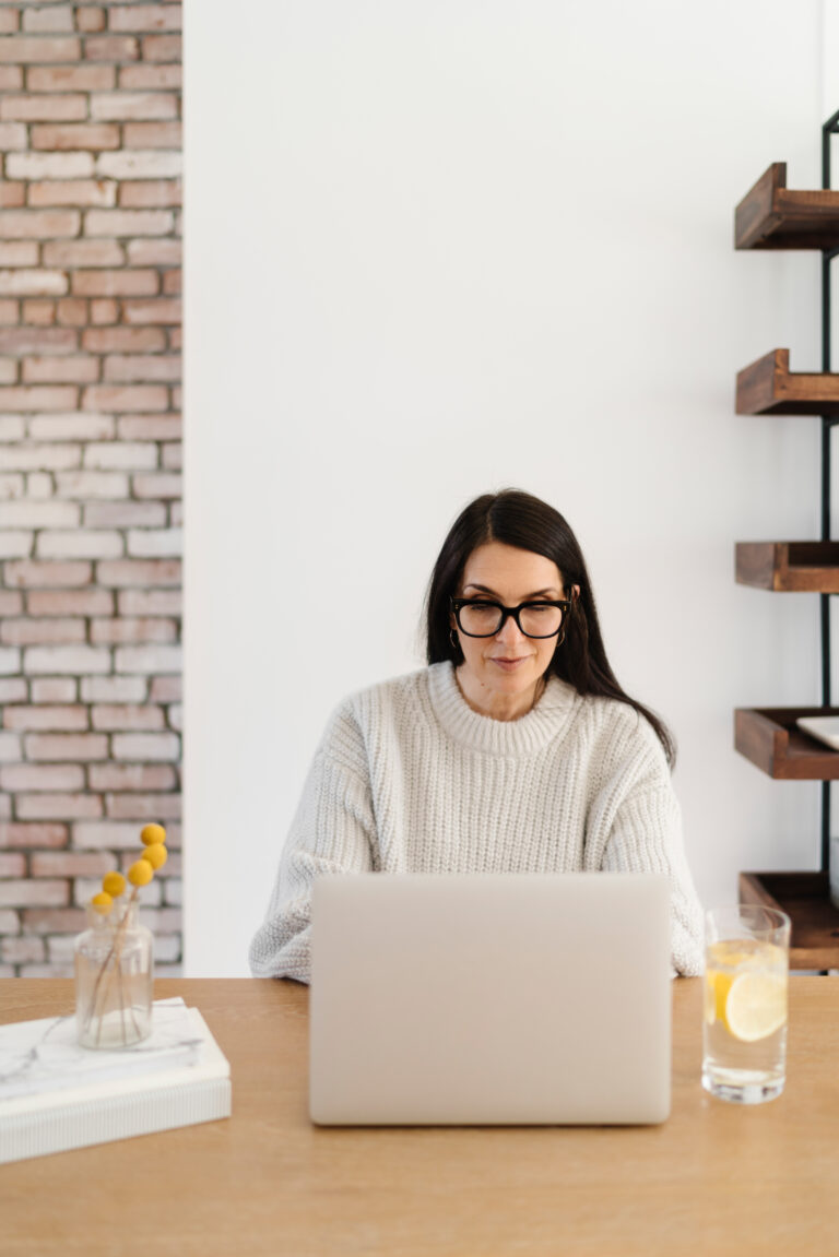 woman working on her laptop